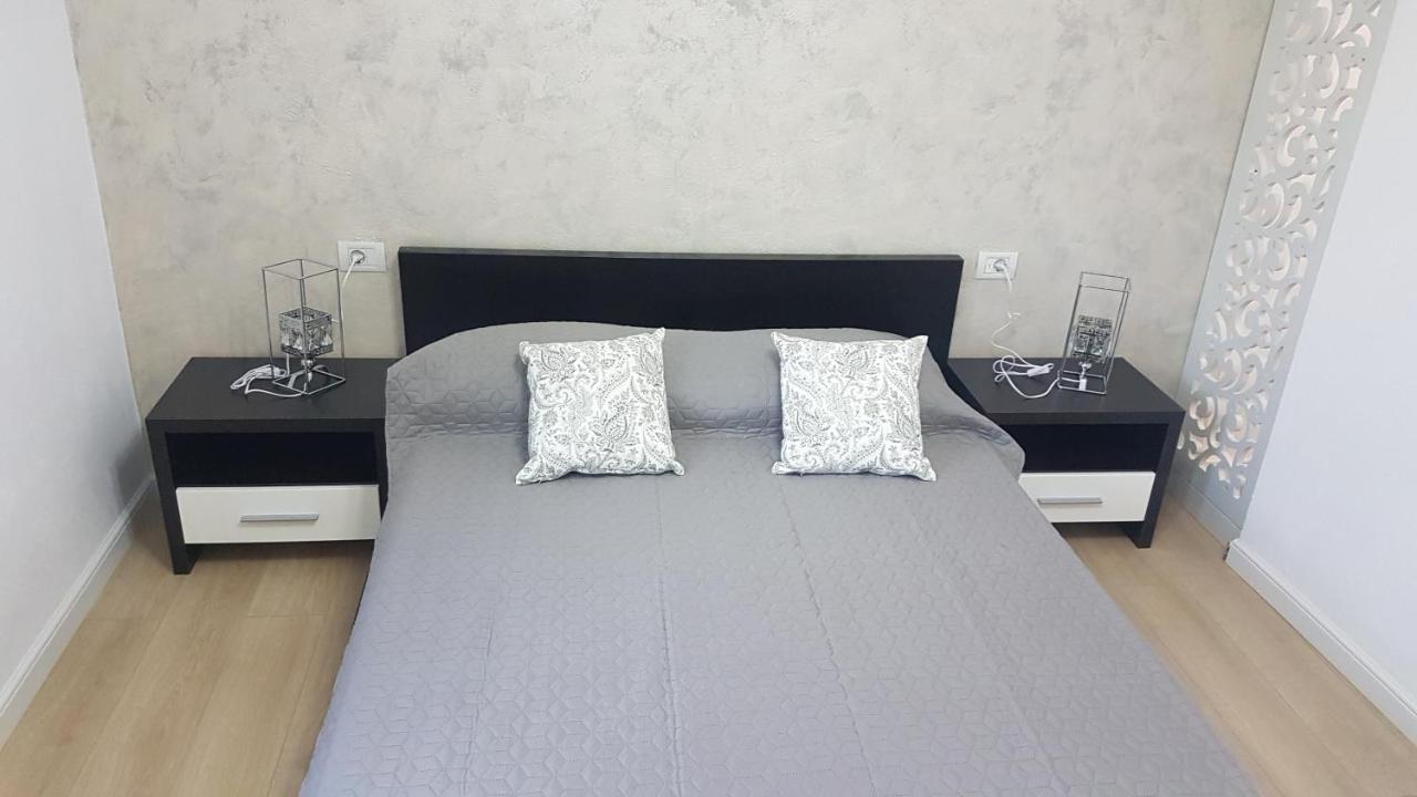 Casa Magnolia Hotel Douăzeci şi Trei August Kültér fotó